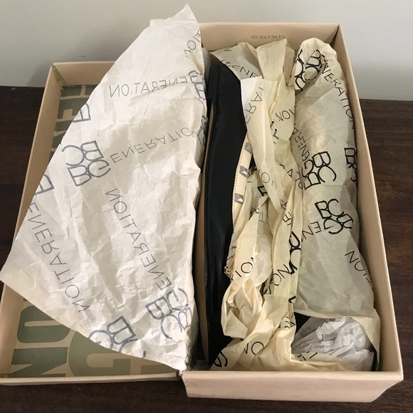 PL-SHAWNEE BCBGeneration Patent Flats - Picture 4 of 5